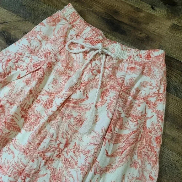 Kirious Pleated Coral & White Linen Blend Floral Skirt Size Medium - Picture 2 of 7